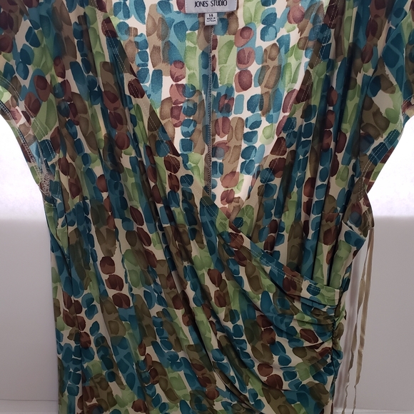 LADIES DRESS - Picture 2 of 3